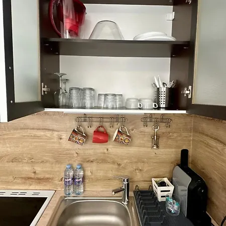 Cozy 1-bedroom Flat *